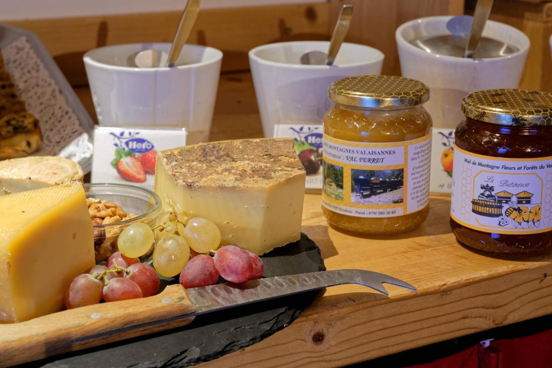 Auberge Des Glaciers Orsières Eksteriør billede